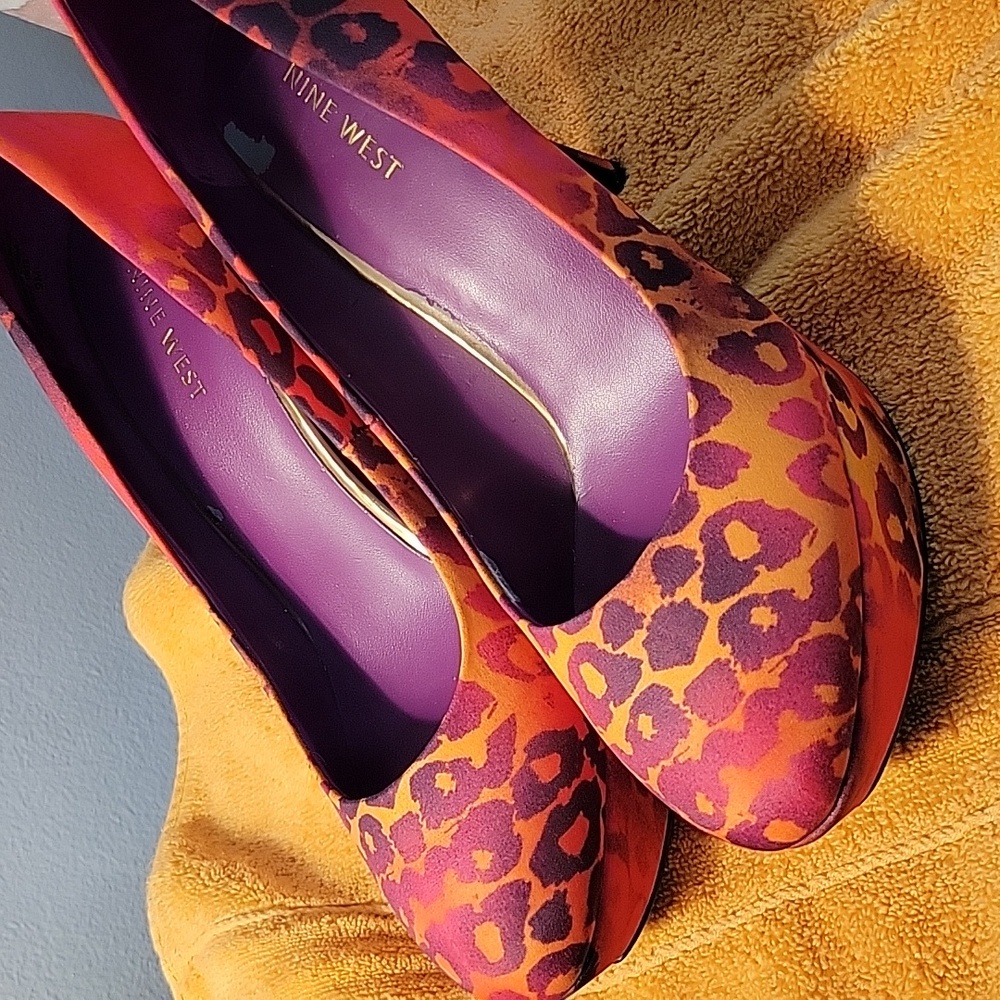 Nine West - Picture 9 of 9